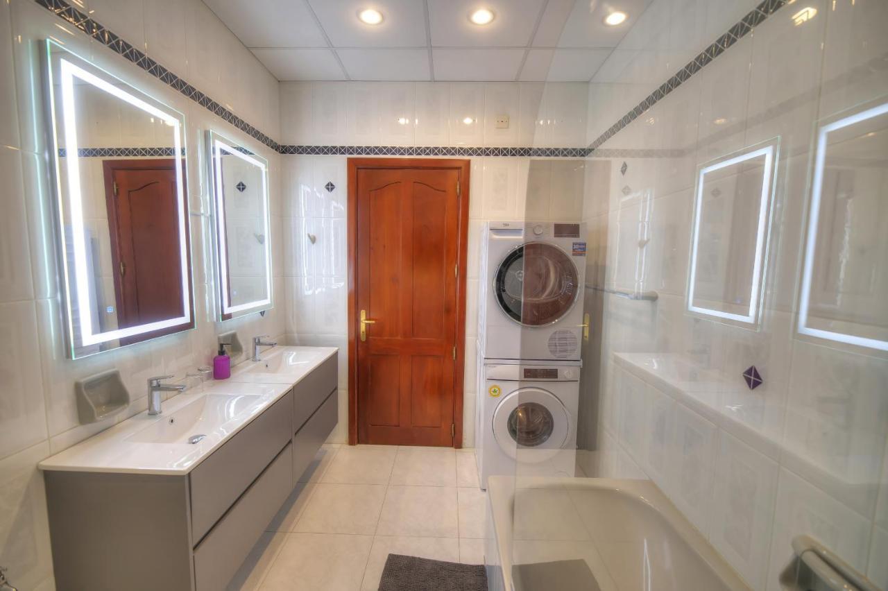 Beautifully Furnished Seafront 4 Bedrooms Goslm-4 Sliema Dış mekan fotoğraf